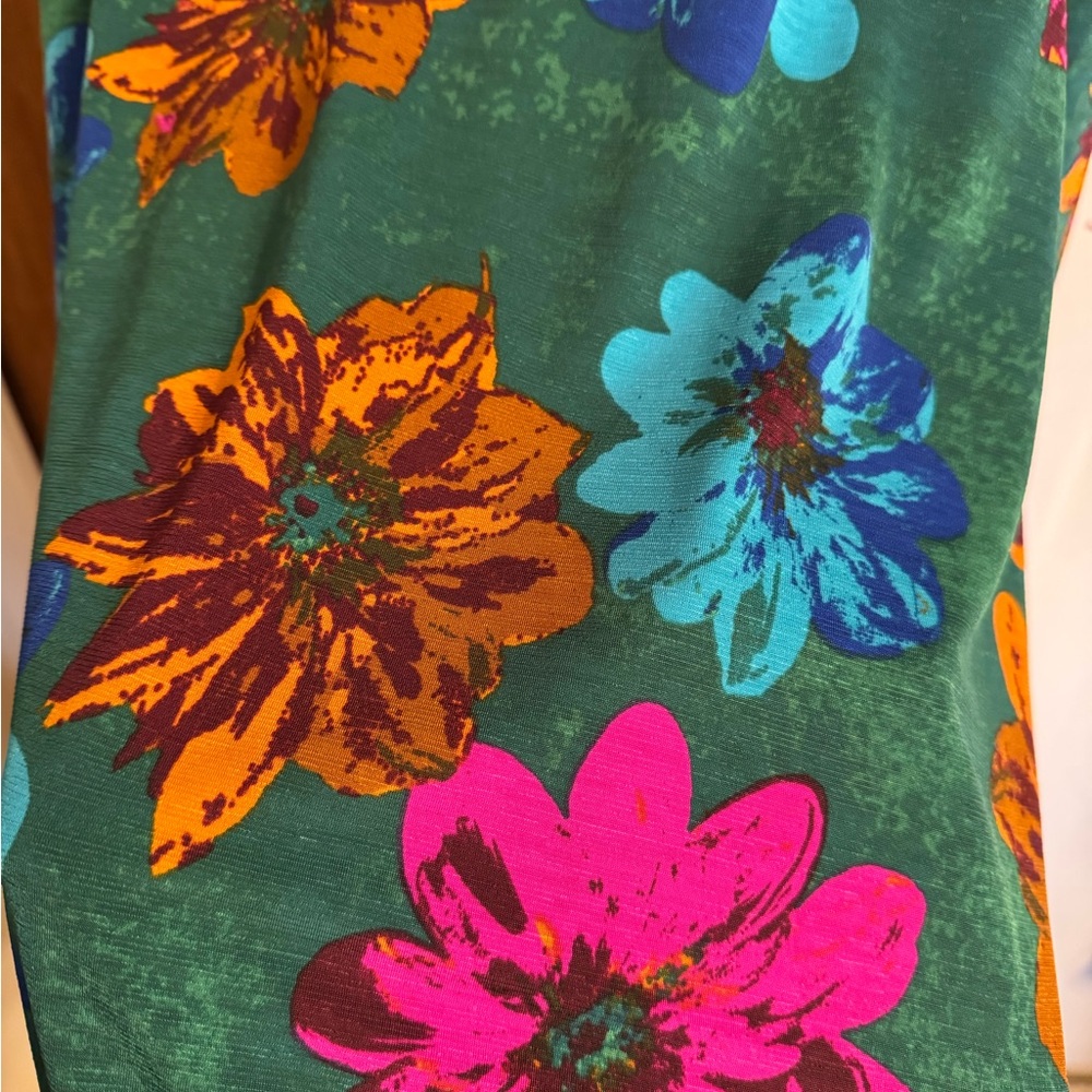 Dear Scarlett Green Floral 3/4 Sleeve V Neck Tunic Top size 2X - Picture 11 of 13